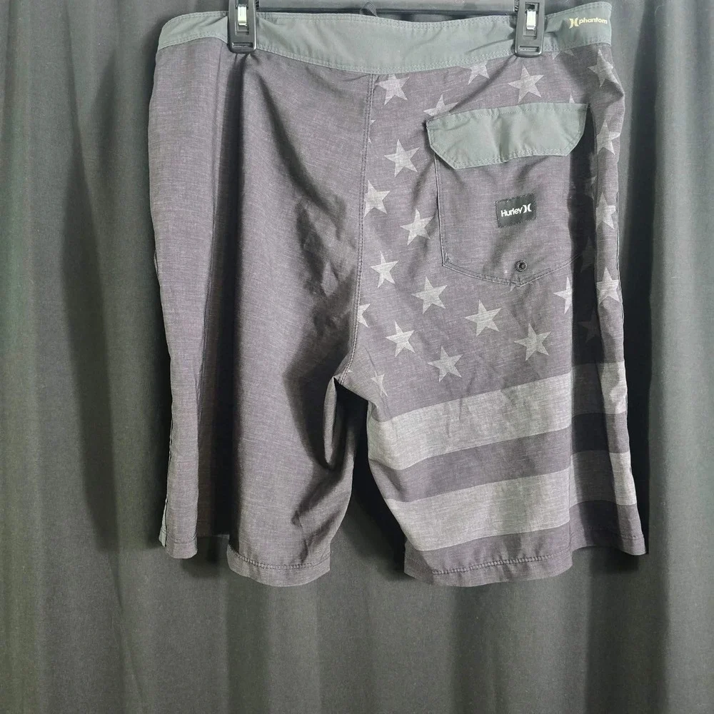 Hurley Phantom Mens 34 Board Shorts Charcoal Grey American Flag Stars Stripes